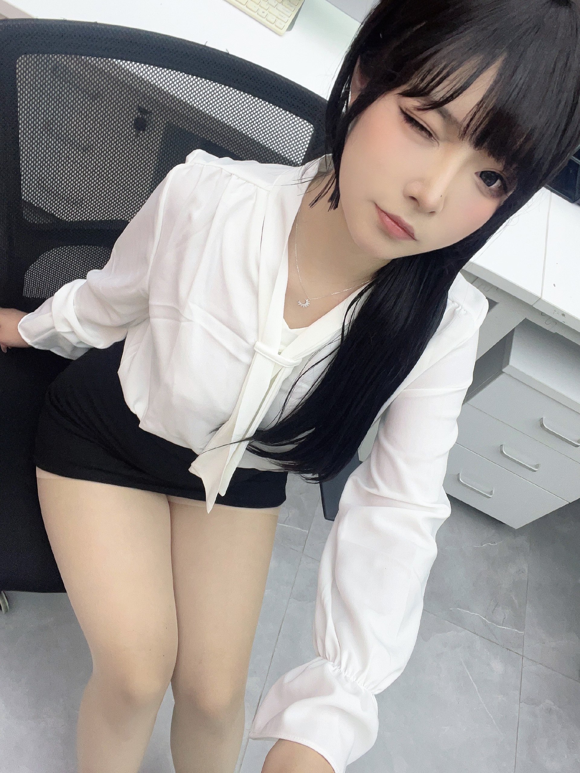 体贴的秘书 [37P] 写真集